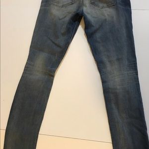 Express stretch straight leg mid rise distressed size 4 R